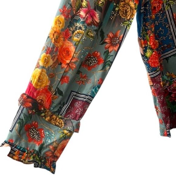 Tolani Multi-Color Floral Long Sleeve Button Down Blouse NWOT Size Medium - Picture 2 of 12